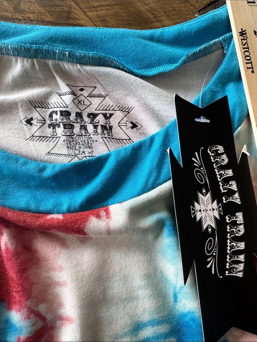 Crazy Train Blue-Red Tie-Dye Sleeveless Tank NWT SZ-XL - Picture 6 of 6